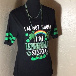 St. Patrickβs Day t shirt necklace bracelets